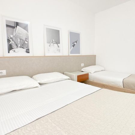 Promo Price September - Home By The Sea 1 Min From The Beach Golem  Exterior foto