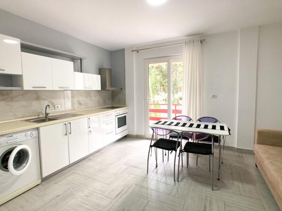 Promo Price September - Home By The Sea 1 Min From The Beach Golem  Exterior foto